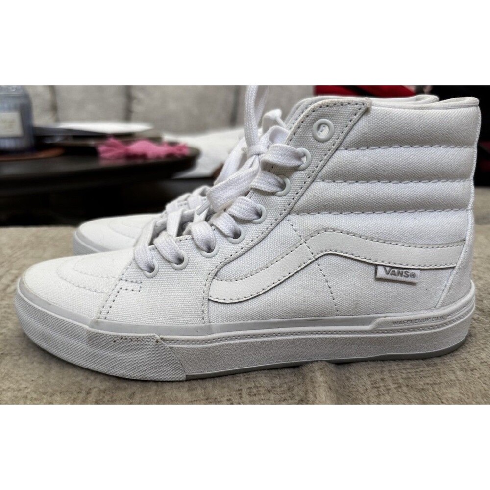 EUC BMX Sk8-Hi Perris Benegas White Grey Men 6 Women 7.5 PopCush VN0005V092A